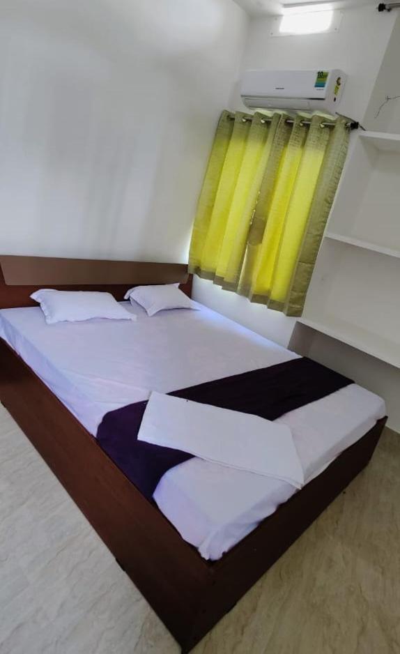 Glamour Palace Hotel Gaya Exterior foto